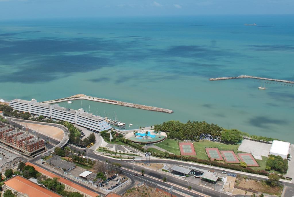 Marina Park Hotel Fortaleza  Exterior foto Aerial view of the port of La Paloma