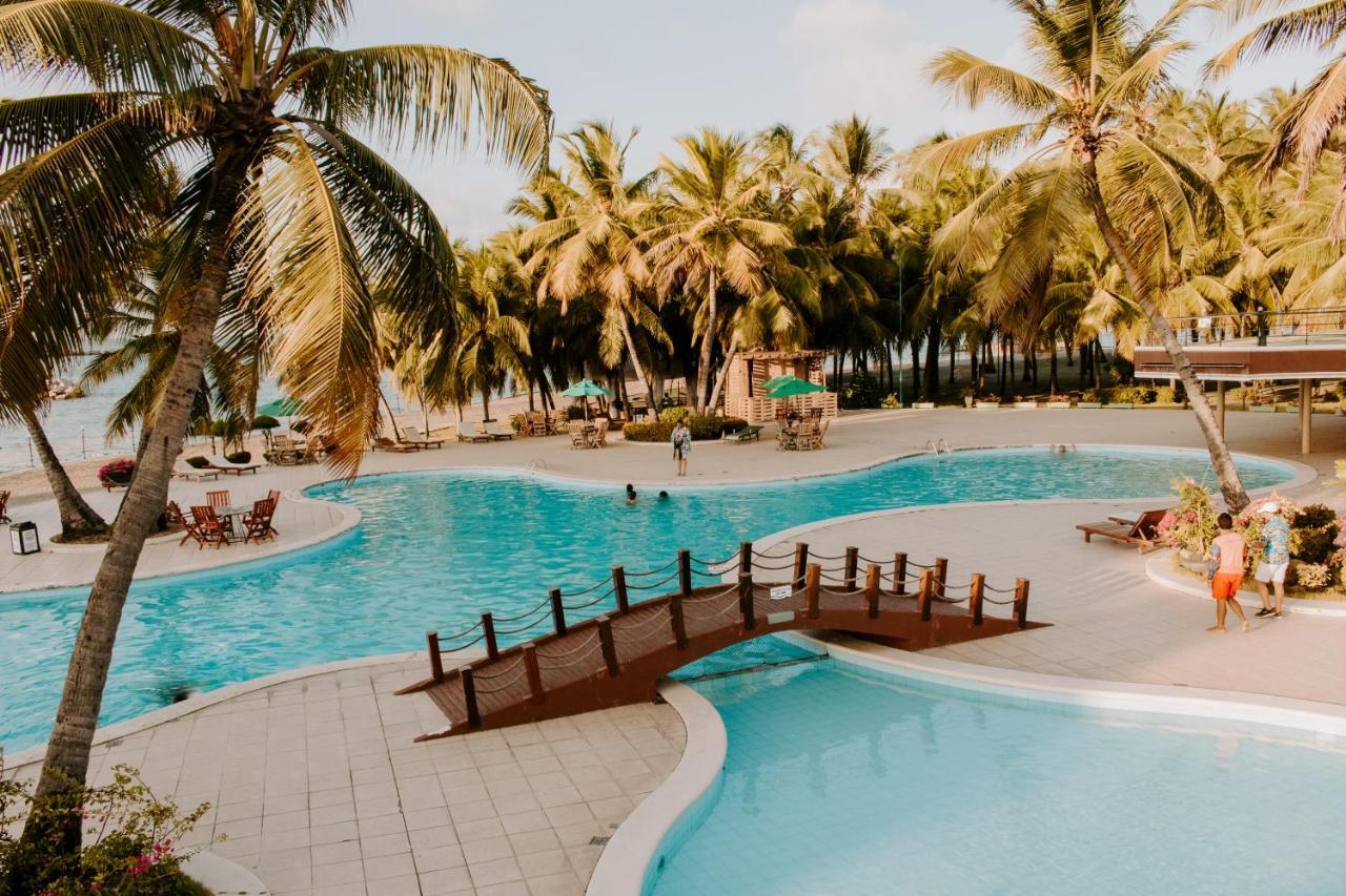 Marina Park Hotel Fortaleza  Exterior foto The pool at the resort